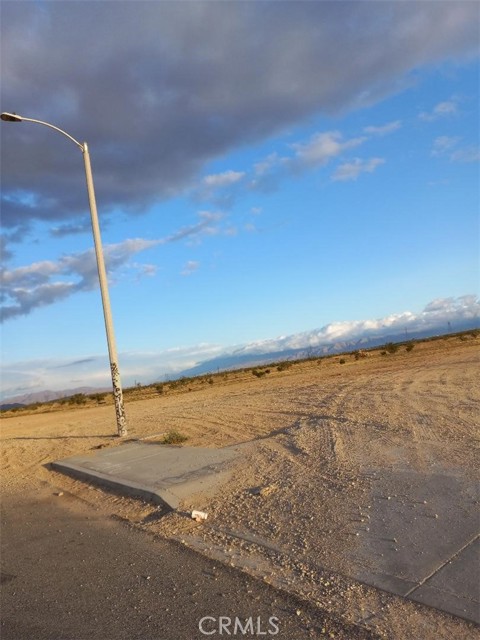 0 throuoise Road, Adelanto, California 92301, ,Land,For Sale,0 throuoise Road,CRHD23199363