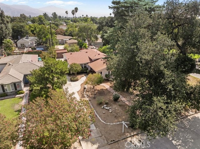 3271 N I Street, San Bernardino CA: https://media.crmls.org/medias/adbb2cf0-a8b5-4953-988d-6ece3093cbfa.jpg
