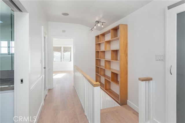 Detail Gallery Image 27 of 38 For 243 Windward, Venice,  CA 90291 - 2 Beds | 2 Baths