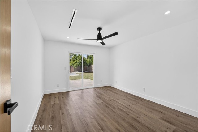 Detail Gallery Image 13 of 49 For 7055 Fallbrook Ave, West Hills,  CA 91307 - 4 Beds | 2 Baths