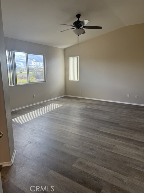 Detail Gallery Image 10 of 45 For 35602 Driftwood, Winchester,  CA 92596 - 4 Beds | 3 Baths