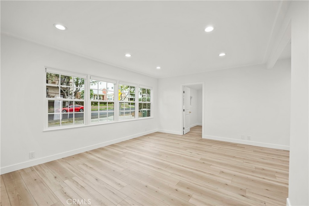620 E Elmwood AvenueBurbank image #5