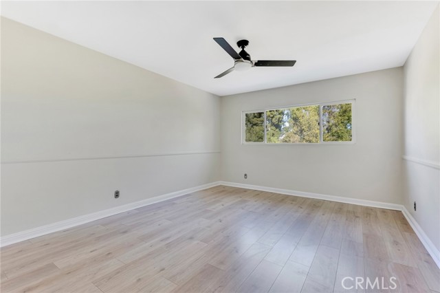 Detail Gallery Image 28 of 46 For 22781 Macfarlane Dr, Woodland Hills,  CA 91364 - 3 Beds | 3/1 Baths