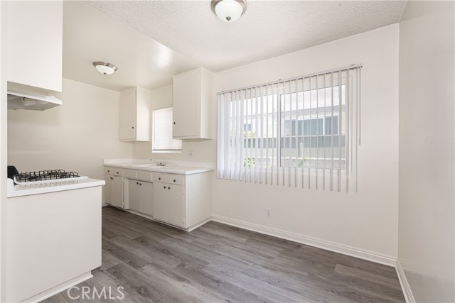 2209 Carnegie Lane, Redondo Beach CA: https://media.crmls.org/medias/adbdcd51-ac32-40ac-9319-dd85cde669c1.jpg