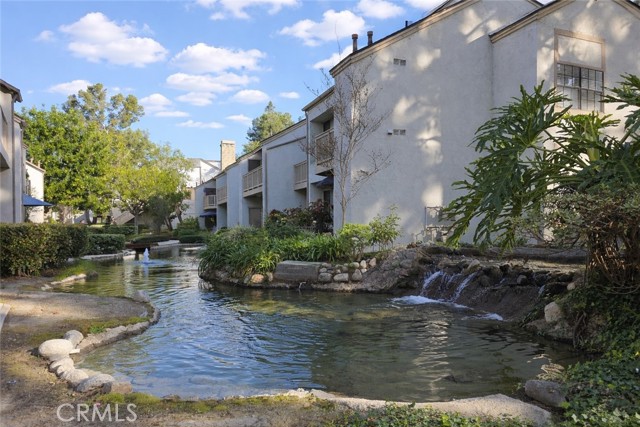 Image 29 of 39 For 10520 Lakeside  L