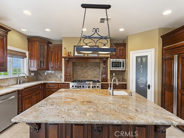Detail Gallery Image 26 of 70 For 36090 Monte De Oro Rd, Temecula,  CA 92592 - 6 Beds | 5 Baths