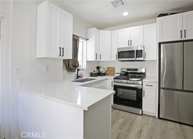 Detail Gallery Image 43 of 53 For 8718 Menlo Ave, Los Angeles,  CA 90044 - – Beds | – Baths