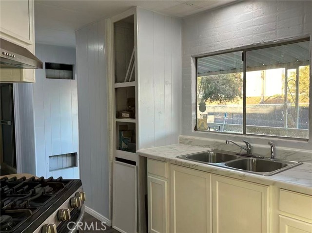 Detail Gallery Image 9 of 18 For 41395 Sycamore St, Murrieta,  CA 92562 - 2 Beds | 2 Baths