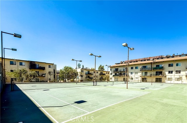 Detail Gallery Image 23 of 25 For 5460 White Oak Ave #C338,  Encino,  CA 91316 - 1 Beds | 1 Baths