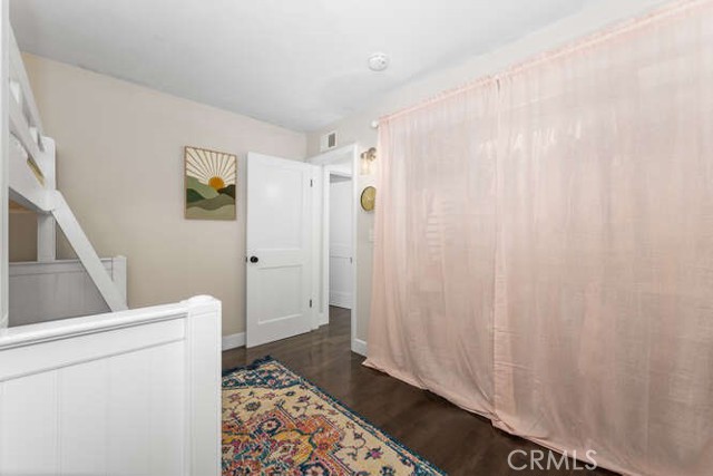 3650 Claremore Avenue, Long Beach CA: https://media.crmls.org/medias/adc30494-a2cb-4894-99ba-3e824287f6f4.jpg
