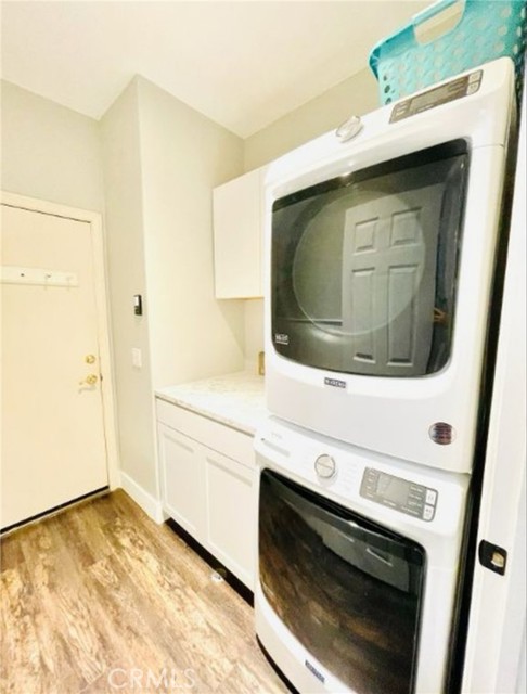 5160 Caminito Exquisito, San Diego CA: https://media.crmls.org/medias/adc340a5-a9c4-4601-8782-f58afdbf6a5f.jpg