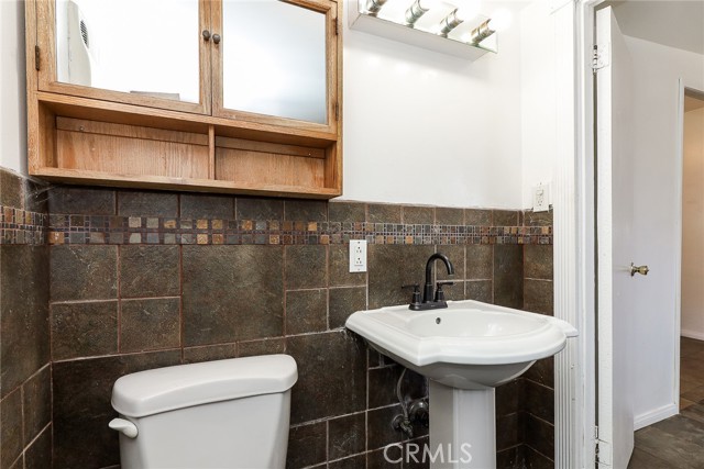 Detail Gallery Image 11 of 13 For 343 E Italia, Covina,  CA 91723 - 2 Beds | 1 Baths