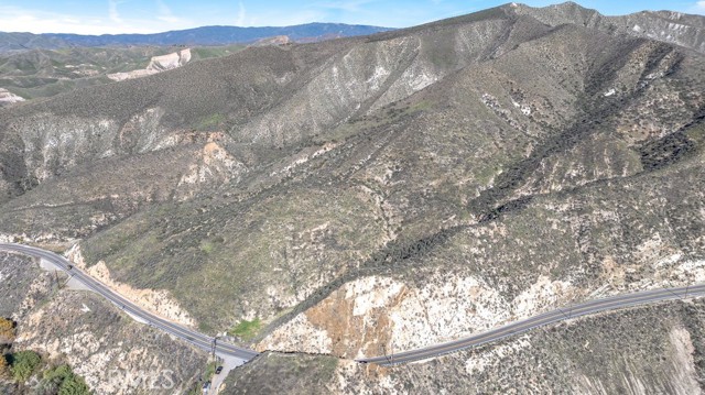 Detail Gallery Image 28 of 31 For 12571 Capra, Agua Dulce,  CA 91390 - 3 Beds | 1 Baths