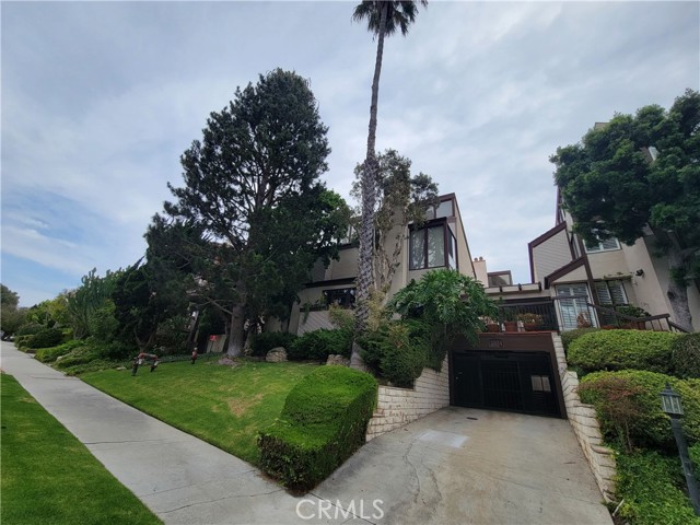 2334 Palos Verdes Drive, Palos Verdes Estates, California 90274, 2 Bedrooms Bedrooms, ,1 BathroomBathrooms,Residential,Sold,Palos Verdes,IV21182893