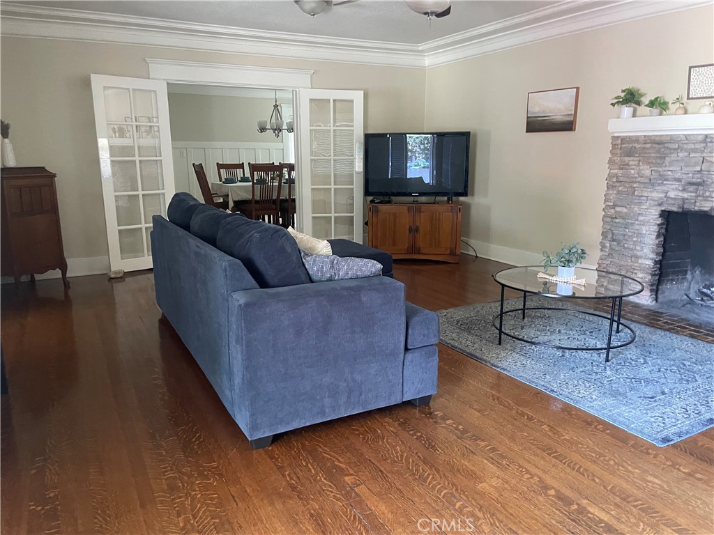 Adc4B7B3 A275 41F3 B26A 1F04A85782E8 596 E Arrow Highway, Claremont, Ca 91711 &Lt;Span Style='BackgroundColor:transparent;Padding:0Px;'&Gt; &Lt;Small&Gt; &Lt;I&Gt; &Lt;/I&Gt; &Lt;/Small&Gt;&Lt;/Span&Gt;