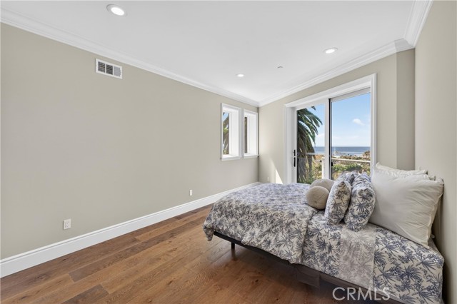 Detail Gallery Image 40 of 74 For 405 Blumont St, Laguna Beach,  CA 92651 - 5 Beds | 6/1 Baths