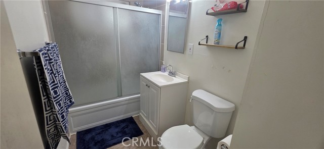 Detail Gallery Image 14 of 28 For 3133 Pat, Mojave,  CA 93501 - 4 Beds | 1/1 Baths