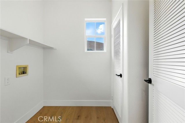 Detail Gallery Image 21 of 25 For 173 Parkside Dr, Simi Valley,  CA 93065 - 4 Beds | 2/1 Baths