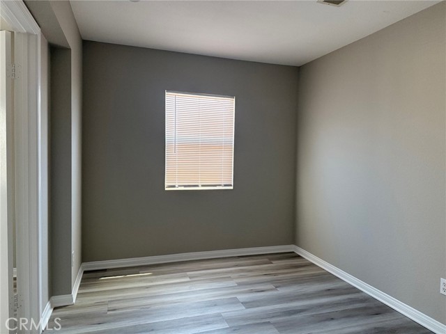 Detail Gallery Image 20 of 36 For 4547 Nicole Way, Riverside,  CA 92501 - 5 Beds | 3/1 Baths