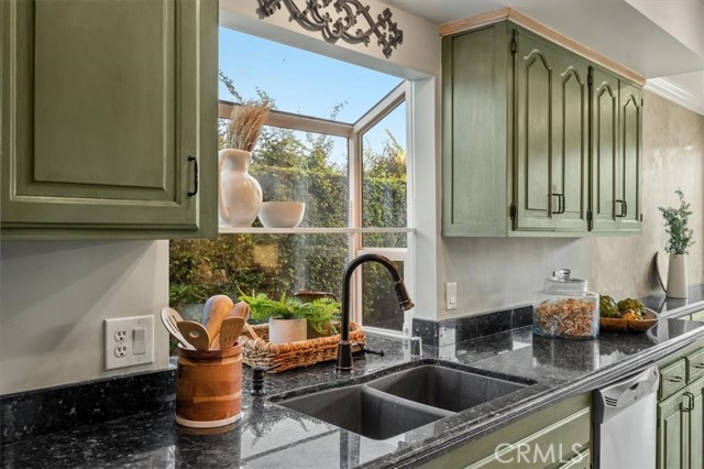 Detail Gallery Image 13 of 60 For 54 Ranchview Rd, Rolling Hills Estates,  CA 90274 - 4 Beds | 3 Baths