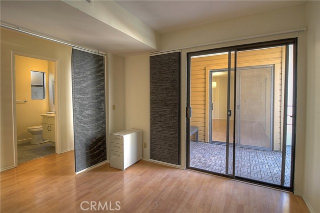 Detail Gallery Image 23 of 40 For 400 N Louise St #205,  Glendale,  CA 91206 - 2 Beds | 2 Baths