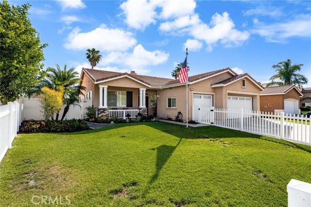 Detail Gallery Image 1 of 47 For 1261 Florence St, Corona,  CA 92882 - 4 Beds | 2 Baths