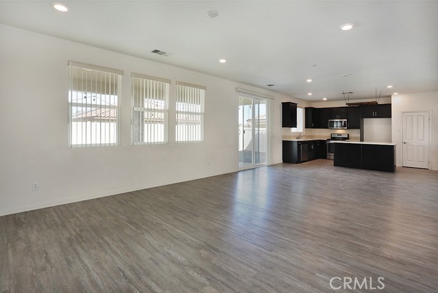 35983 Michelle Lane, Beaumont CA: https://media.crmls.org/medias/adc79aa5-a65f-4035-b08c-e9b458924589.jpg