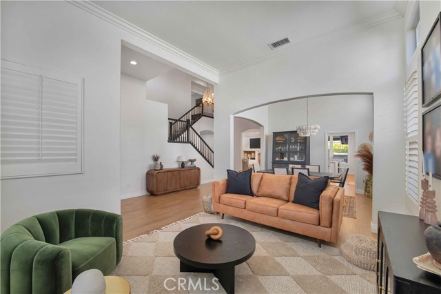 231 Knoll Ridge Road, Simi Valley CA: https://media.crmls.org/medias/adc8c774-bc6b-4c2d-902c-ade627c0278e.jpg