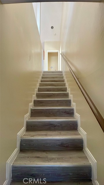 Detail Gallery Image 3 of 17 For 1073 W 112th St, Los Angeles,  CA 90044 - 3 Beds | 2 Baths