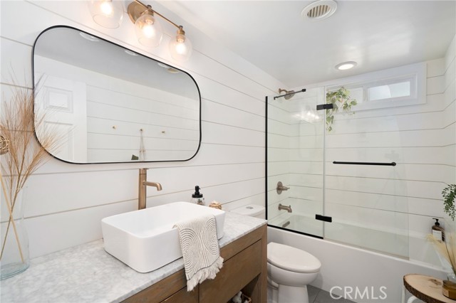 Detail Gallery Image 21 of 40 For 2273 Columbia Dr, Costa Mesa,  CA 92626 - 3 Beds | 2 Baths