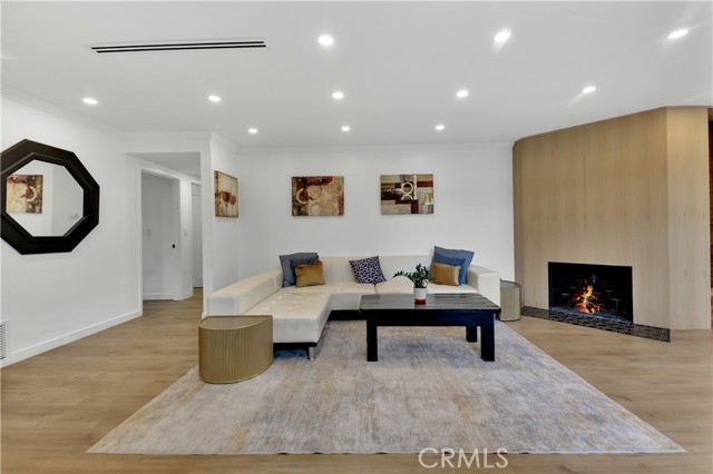 MLS #SR25263975 image #6