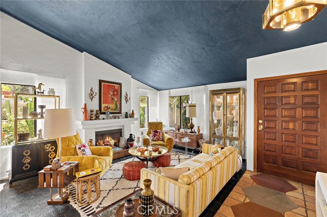 Detail Gallery Image 18 of 55 For 25962 Ernestine Ct, Laguna Hills,  CA 92653 - 3 Beds | 2/1 Baths