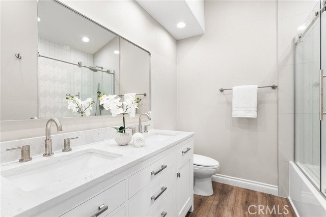 Detail Gallery Image 9 of 23 For 406 E Bay Ave #10,  Newport Beach,  CA 92661 - 2 Beds | 2/1 Baths