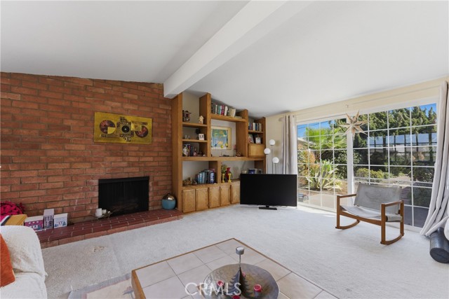 Detail Gallery Image 6 of 42 For 3030 Samoa, Costa Mesa,  CA 92626 - 4 Beds | 3 Baths