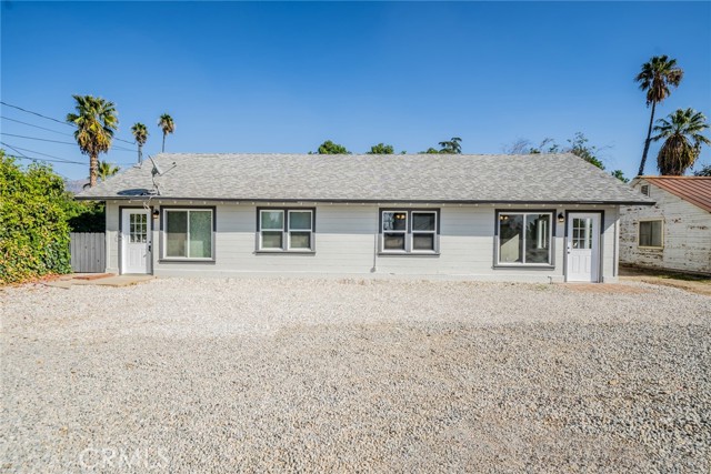 1340 Turquoise Avenue, Mentone CA: https://media.crmls.org/medias/adcb6793-9bac-42dc-8fd3-29190ae6858b.jpg
