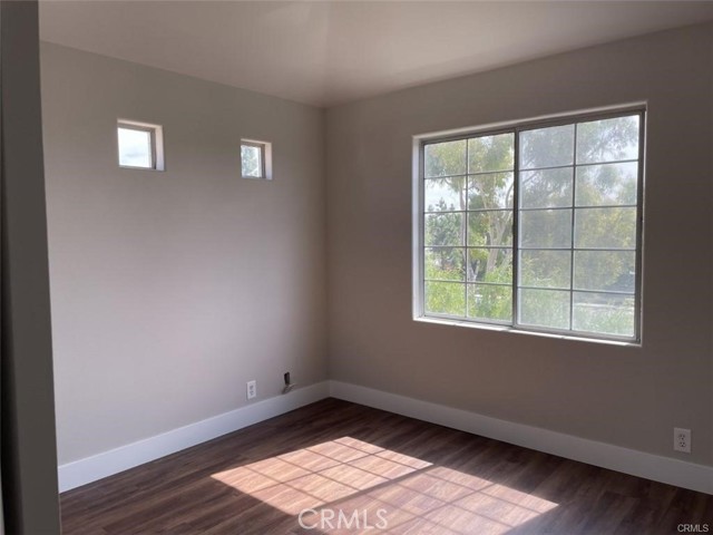 Detail Gallery Image 11 of 13 For 12725 Trent Jones, Tustin,  CA 92782 - 2 Beds | 2/1 Baths