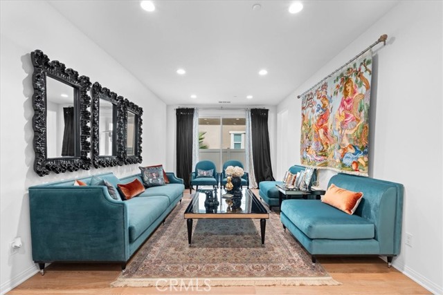 Detail Gallery Image 7 of 43 For 34490 Bloomberry, Murrieta,  CA 92563 - 3 Beds | 2/1 Baths