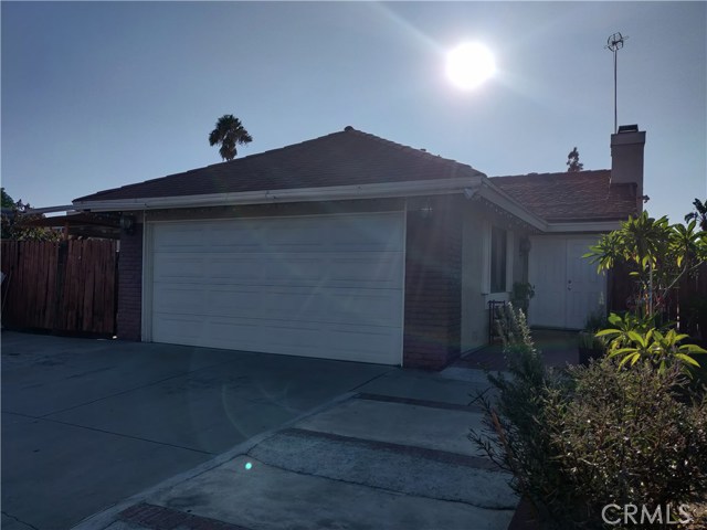 7930 Oleander Ave, Fontana, CA 92336