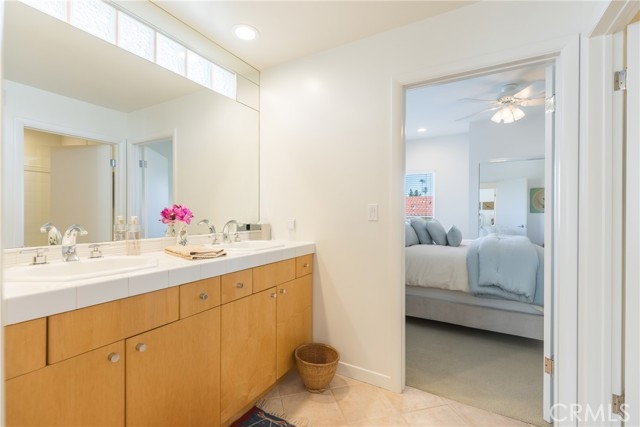 Detail Gallery Image 36 of 48 For 4921 Rupert Ave, Encino,  CA 91316 - 4 Beds | 3 Baths