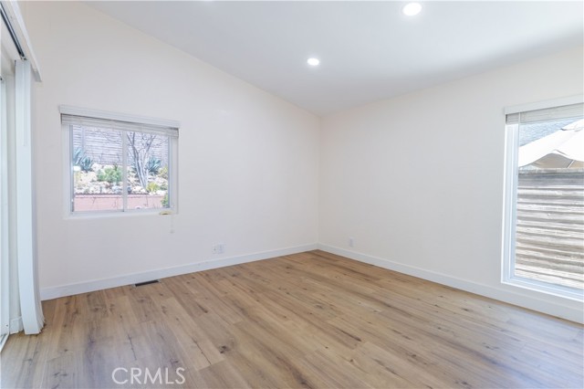 Image 24 of 40 For 20049 Canyon View