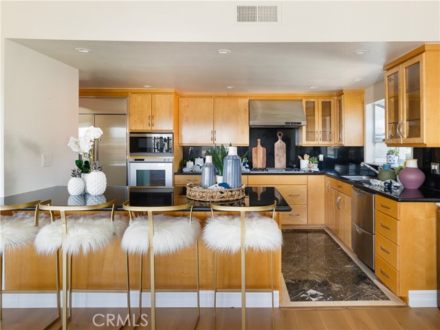 4216 Palos Verdes Drive, Rancho Palos Verdes, California 90275, 4 Bedrooms Bedrooms, ,4 BathroomsBathrooms,Single Family Residence,For Sale,Palos Verdes,PV24060409