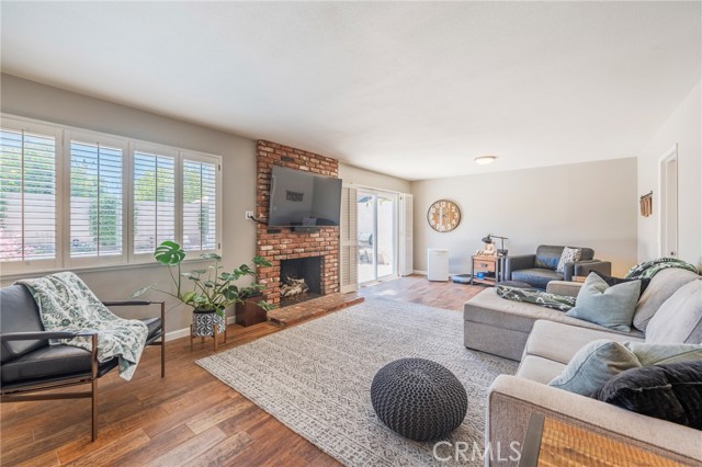 17131 Pinehurst Lane, Huntington Beach CA: https://media.crmls.org/medias/add02c4c-beaa-4ab0-aaf2-6a89ba849c14.jpg