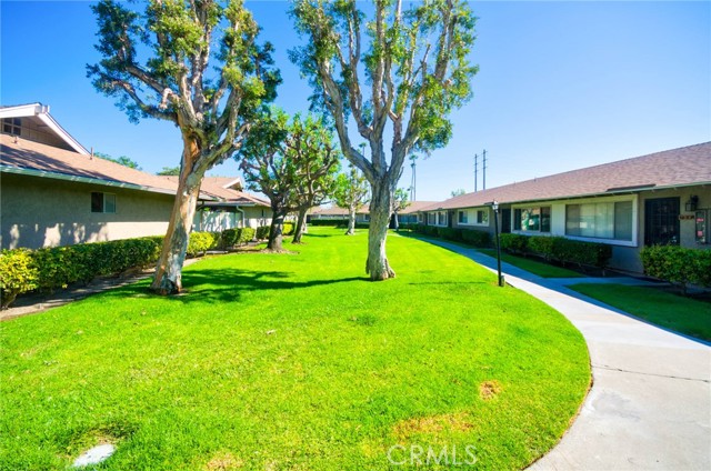 8034 Worthy Drive, Westminster CA: https://media.crmls.org/medias/add05f52-5a76-4da7-9601-b740e4474843.jpg