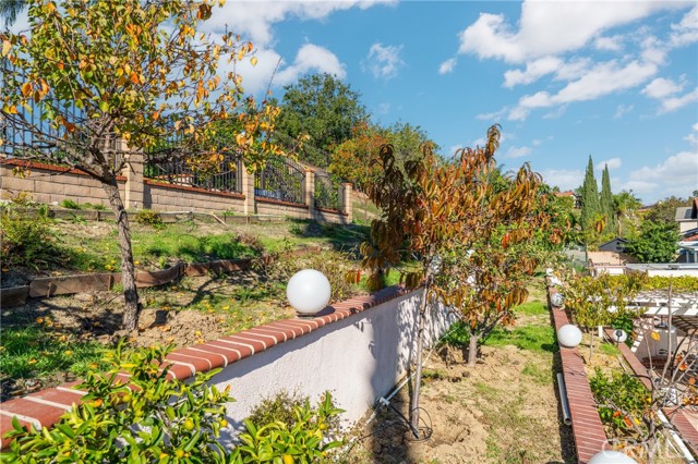 Detail Gallery Image 33 of 58 For 24301 Sunnycrest Ct, Diamond Bar,  CA 91765 - 4 Beds | 3/1 Baths