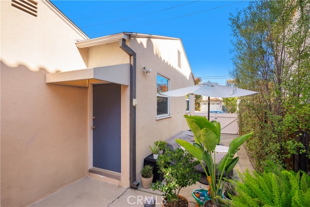 Detail Gallery Image 16 of 25 For 2332 20th St, Santa Monica,  CA 90405 - – Beds | – Baths