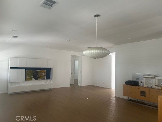 Image 7 of 36 For 64754 Pinehurst Circle