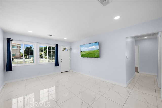 Detail Gallery Image 14 of 66 For 14712 Newland St, Midway City,  CA 92655 - 8 Beds | 6 Baths