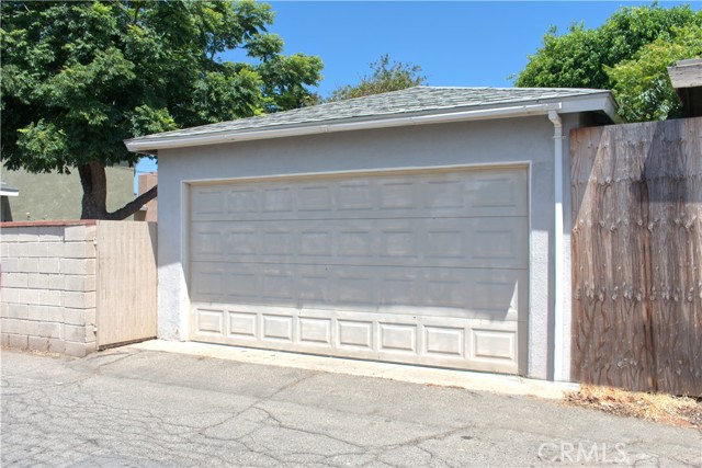 1522 E Broadway, Anaheim CA: https://media.crmls.org/medias/add12508-5793-4a35-8e88-4c64dba7e0eb.jpg