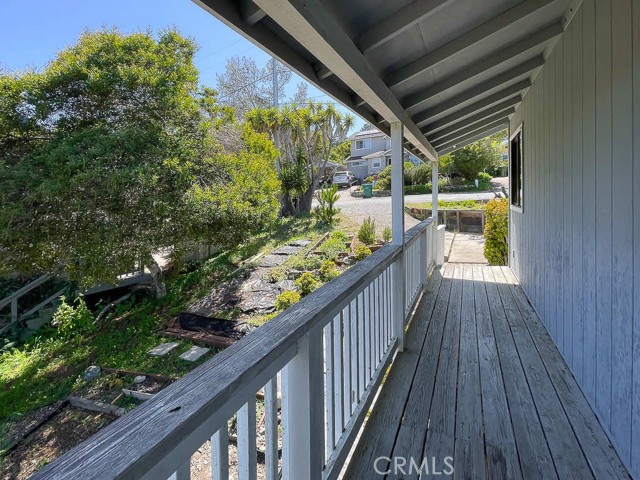 Detail Gallery Image 6 of 38 For 2320 Adams St, Cambria,  CA 93428 - 3 Beds | 3 Baths