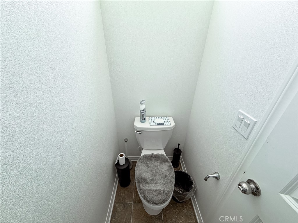 https://media.crmls.org/medias/add18a31-be15-48ca-99f2-9e3a2021d345.jpg?preset=X-Large